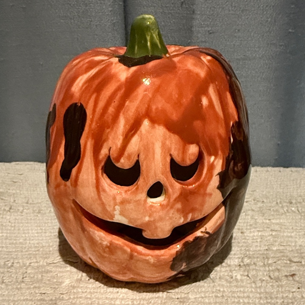 Small 4 1/2” Ceramic Jack-O-Lantern Pumpkin